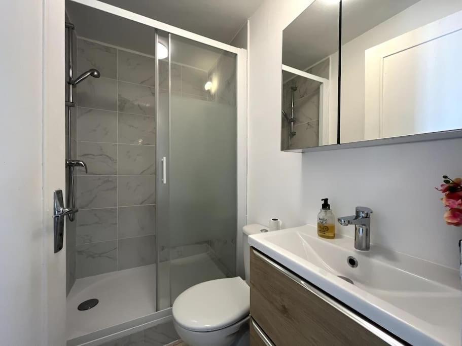 Le Studio Des Sablons-2 Pers-150M Place Du Marche Fontainebleau Zewnętrze zdjęcie